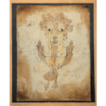 Uma obra intitulada "Angelus Novus", apresenta uma figura semelhante a um anjo com características geométricas.