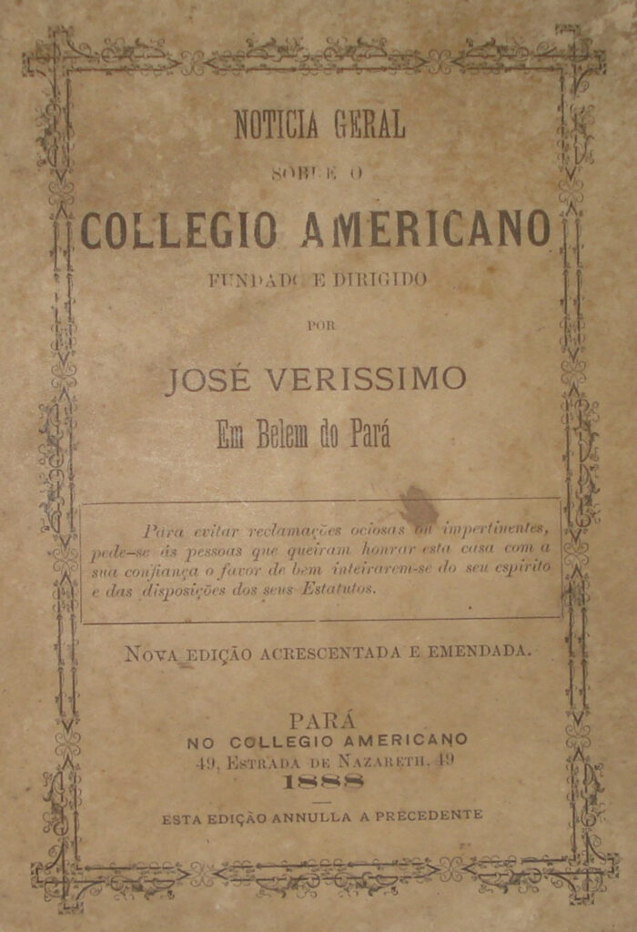 Fotografia de um documento de época sobre o Collegio Americano, dirigido por José Veríssimo. 
