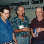 Entrevistado com Drs. Romeu Cardoso Guimarães e Michel Debrun, em congresso na UNESP-Marília, 1995.